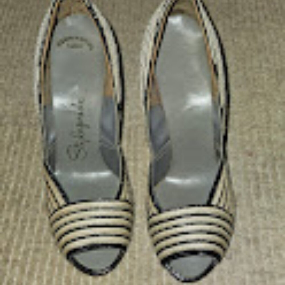 Vintage black/white Stylepride heels, size 6